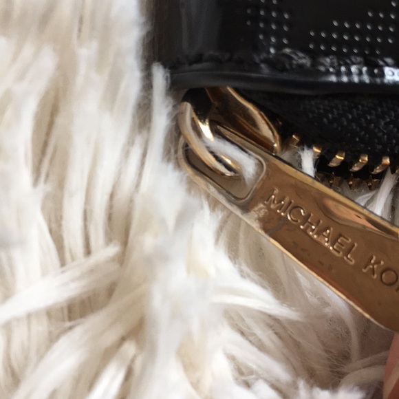 MICHAEL KORS - Black Wallet - Picture 11 of 11